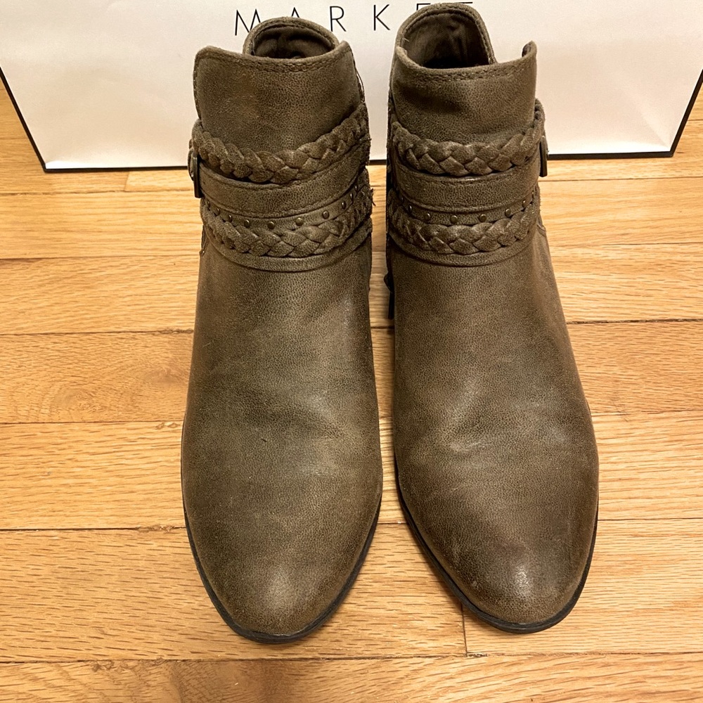 Olive Green Bear Trap Booties